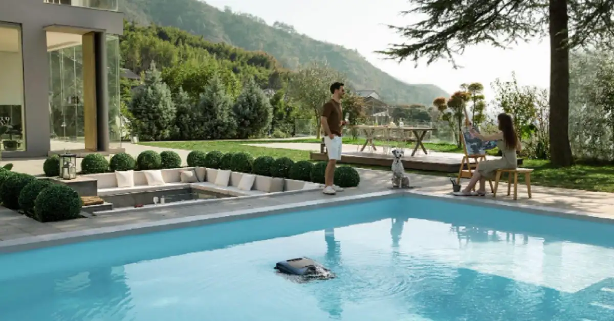 Robot Pool Cleaner: Best Pool Cleaners for Small Debris – Suction vs. Pressure Models